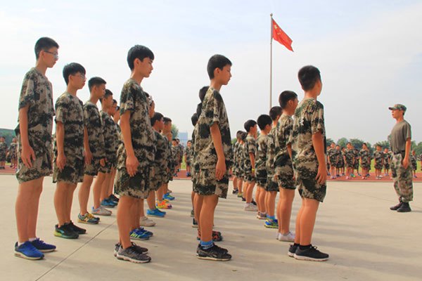 如何通过反馈分析提升篮球战术意识_1